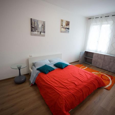 Intero Appartamento A Genova Exteriör bild