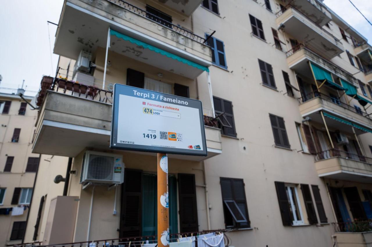 Intero Appartamento A Genova Exteriör bild